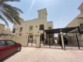 Spacious Villa Al Hamra Village with gulf and Golfcourseview